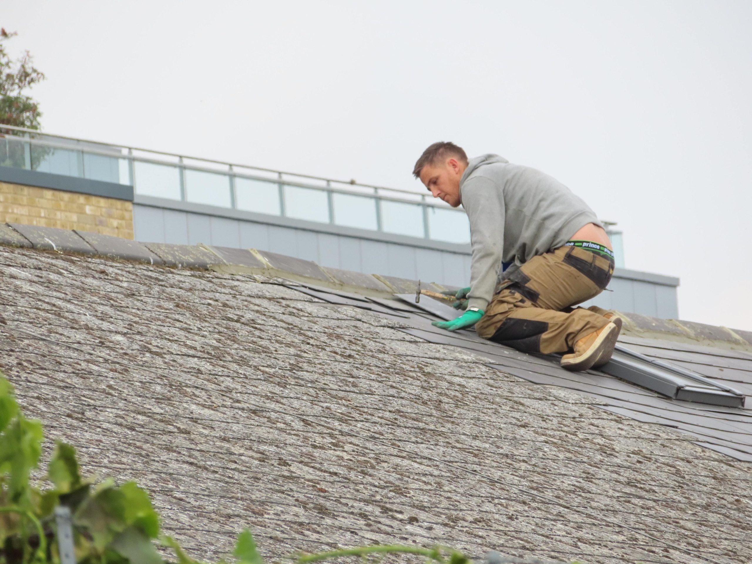 5 Signs Your Roofing Problem is an Emergency